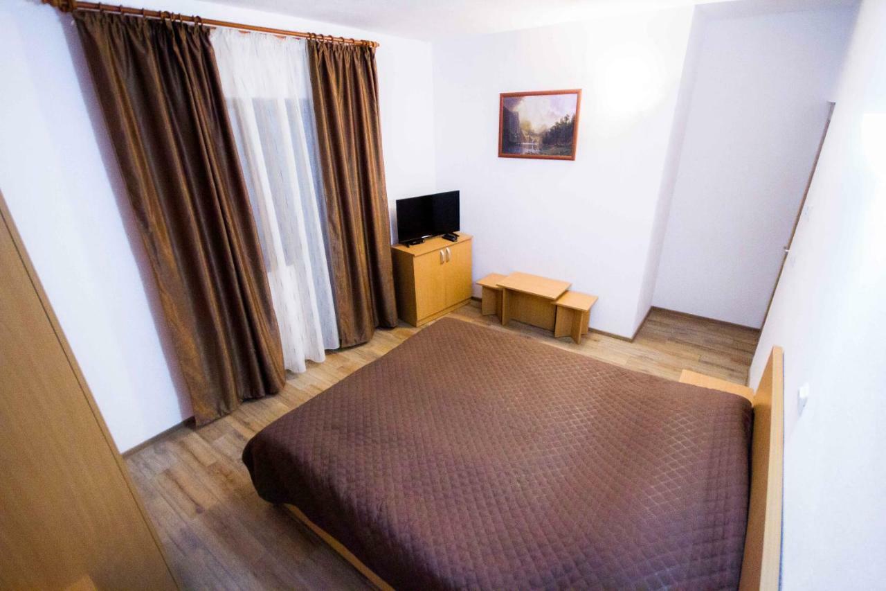Vidra Parc Hotel วอยนาซา ภายนอก รูปภาพ