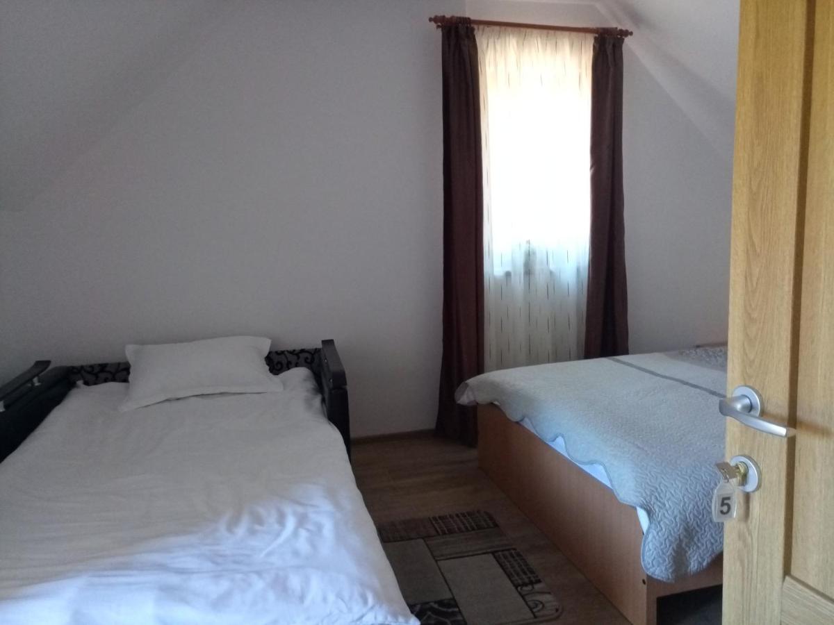 Vidra Parc Hotel วอยนาซา ภายนอก รูปภาพ